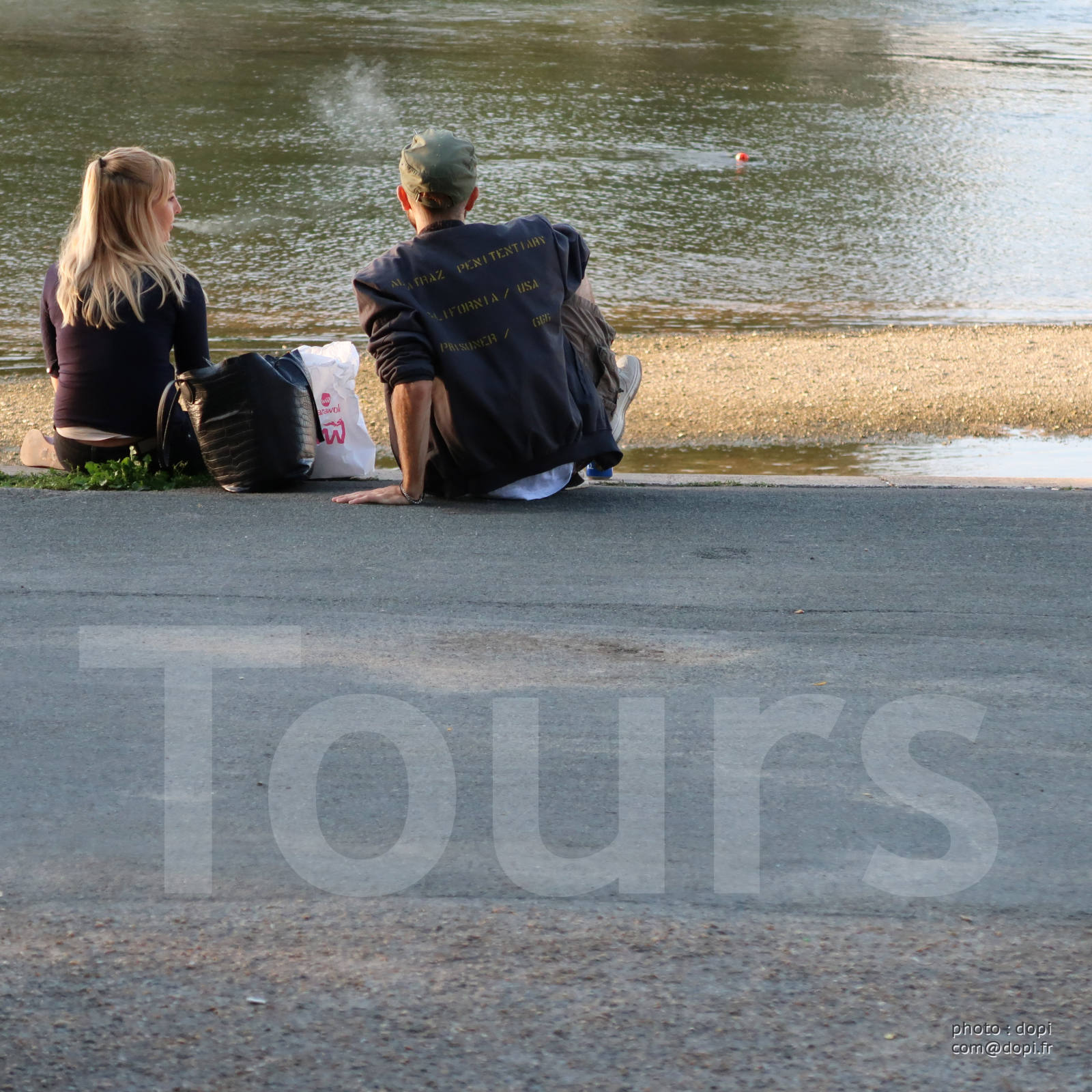 00003 IMG 0153 deuxLoire,medium large.2x.1499860325